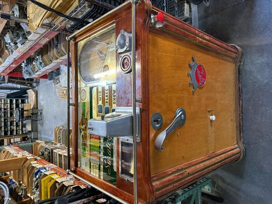 1941 Pace Saratoga Console Slot Machine