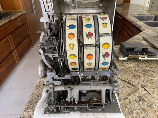 1910 Mills The Operator's Bell Slot Machine Image