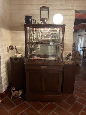 1913 Holcomb And Hoke Popcorn Machine