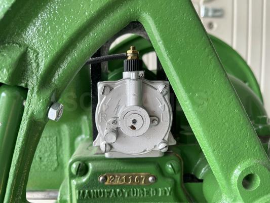 1927 John Deere 1 1/2 HP Hit and Miss Engine Image