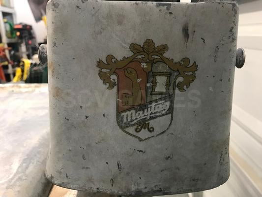 1927 Maytag Wringer Washing Machine Image