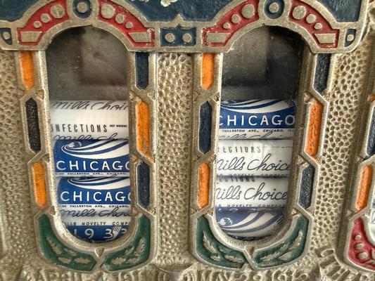 1929 Mills Mint Front OK Vender with Jackpot Slot Machine Image