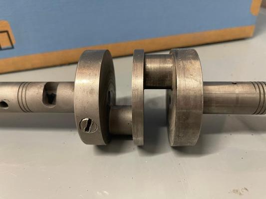 1940's Maytag 72 Dual Cylinder Motor Parts Image