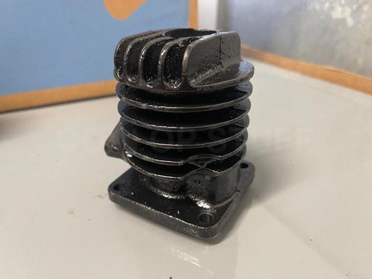 1940's Maytag 72 Dual Cylinder Motor Parts Image
