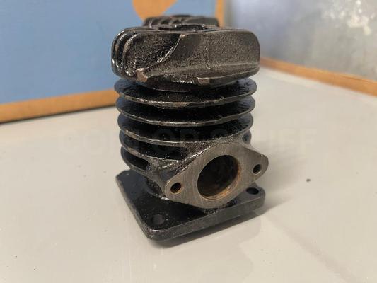 1940's Maytag 72 Dual Cylinder Motor Parts Image