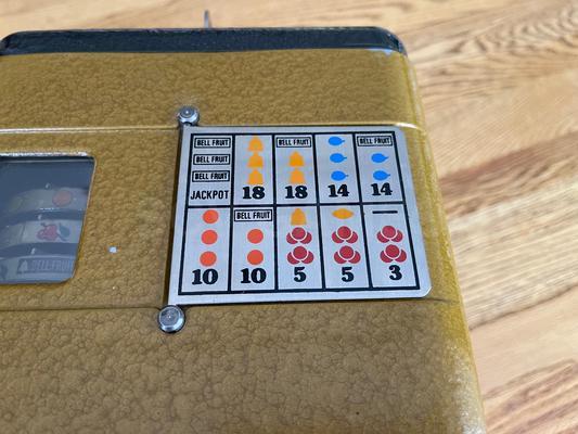1940's Mills Vest Pocket Slot Machine Trade Stimulator Image