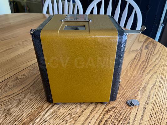 1940's Mills Vest Pocket Slot Machine Trade Stimulator Image