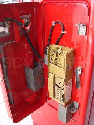 1950's Cavalier CS-96 Coca-Cola Machine Image