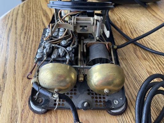 1950's Kellogg DK-500-BA Black Desk Phone Image
