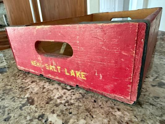 1950s Vintage Royal Crown Cola Wooden Crate Image