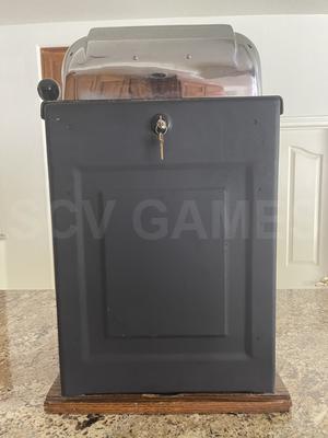 1958 Mills Cowboy & Horse Shoe Hightop Slot Machine Image