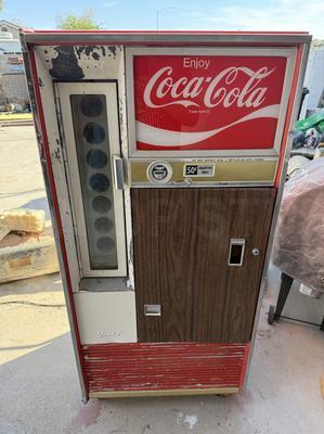 1959 Vendo 63 Coca-Cola Machine