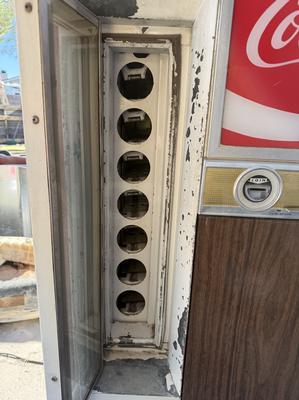 1959 Vendo 63 Coca-Cola Machine Image