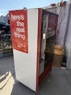 1959 Vendo 63 Coca-Cola Machine Image