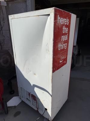 1959 Vendo 63 Coca-Cola Machine Image