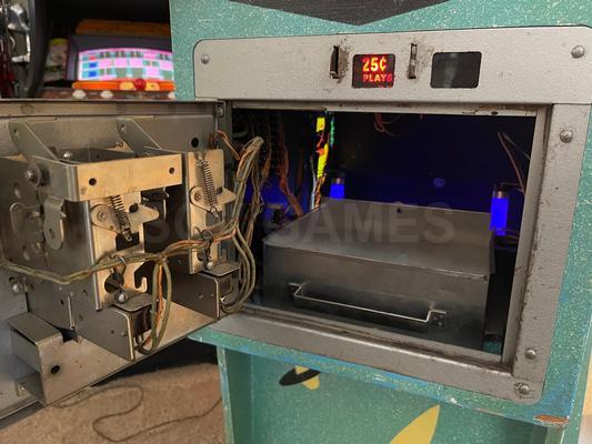 1969 Chicago Coin Apollo Moon Shot Rifle Arcade Machine Image