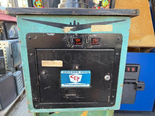 1969 Chicago Coin Apollo Moon Shot Rifle Arcade Machine Image
