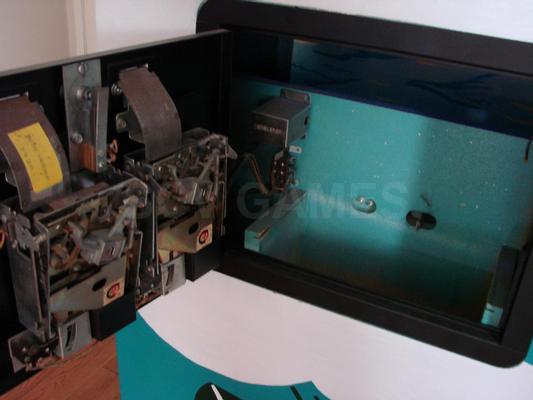 1969 Midway Sea Raider Upright Arcade Machine Restored Image