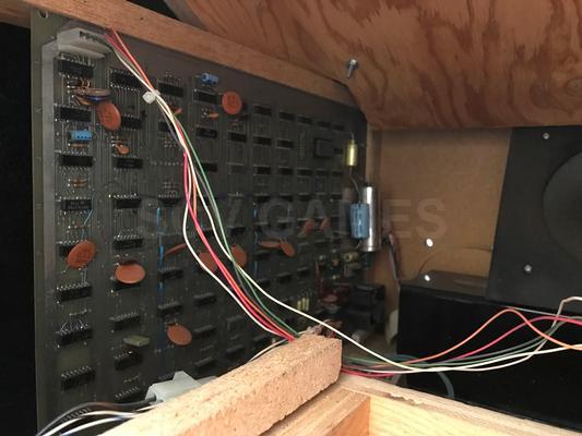 1974 Atari Qwak! Upright Arcade Video Machine Image