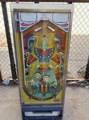 1975 Chicago Coin Red Baron Pinball Machine Image