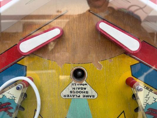 1975 Chicago Coin Red Baron Pinball Machine Image