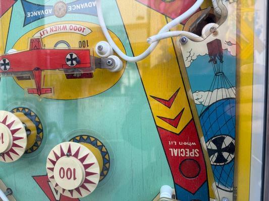1975 Chicago Coin Red Baron Pinball Machine Image