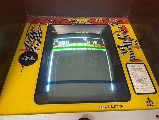 1976 Atari Breakout Upright Arcade Game Image