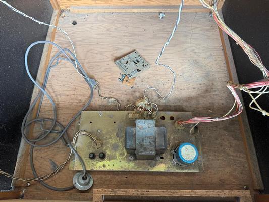 1976 Atari Starship 1 Upright Arcade Machine Image