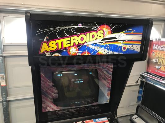 1979 Atari Asteroids Upright Arcade Machine Image