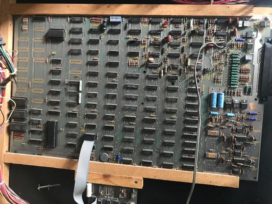 1979 Atari Asteroids Upright Arcade Machine Image