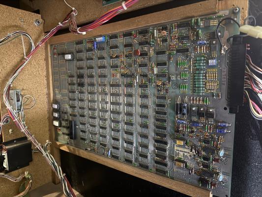 1979 Atari Asteroids Upright Arcade Machine Image