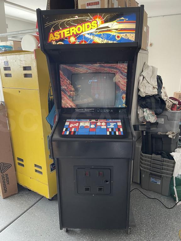 1979 Atari Asteroids Upright Arcade Machine