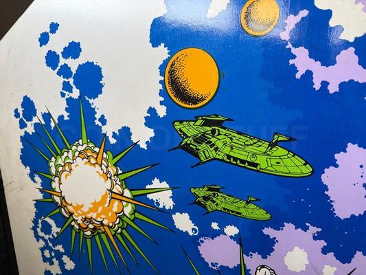 1980 Atari Asteroids Deluxe Upright Arcade Machine Image