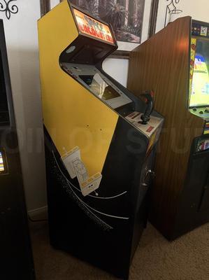 1980 Midway Space Encounters Cabaret Arcade Machine Image