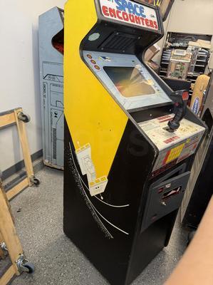 1980 Midway Space Encounters Cabaret Arcade Machine Image
