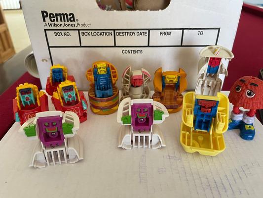 1980's Vintage McDonalds Happy Meal Transformers Image