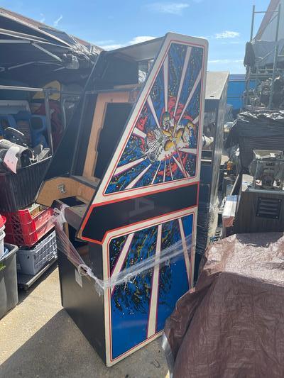 1981 Atari Tempest Upright Arcade Empty Cabinet Image