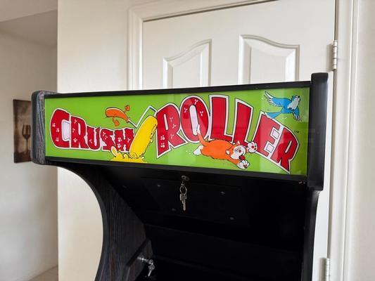 1981 Exidy Crush Roller Cabaret NIB Arcade Machine Image