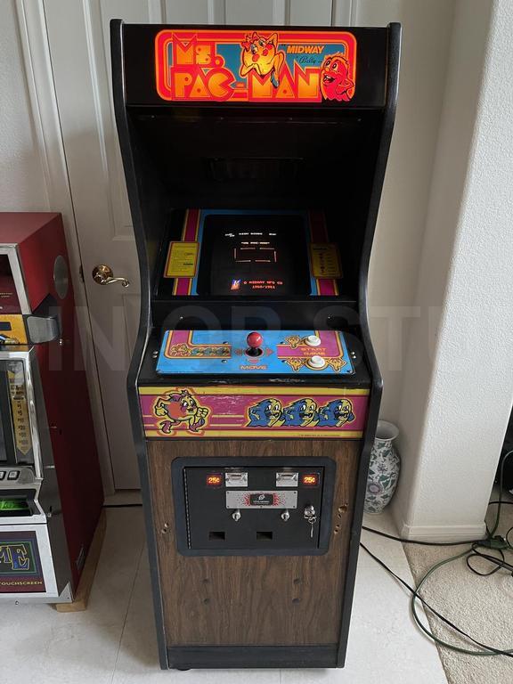 1981 Midway Ms. Pac-Man Cabaret Arcade Machine