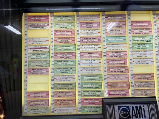 1981 Rowe-AMI R-85 JukeBox Image