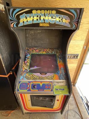 1981 Universal Cosmic Avenger Upright Arcade Machine
