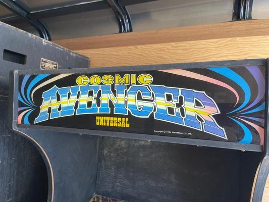 1981 Universal Cosmic Avenger Upright Arcade Machine Image