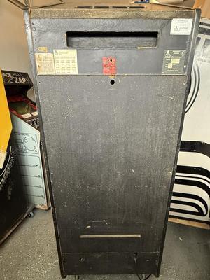 1982 Atari Dig Dug Upright Arcade Machine Image