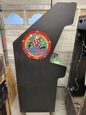 1982 Universal Mr Do! Upright Arcade Machine Image