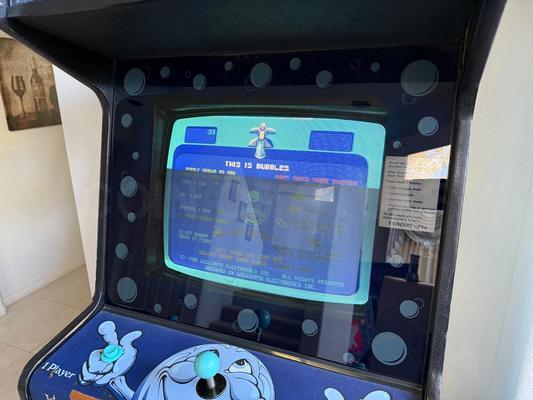 1982 Williams Bubbles Upright Arcade Machine Image