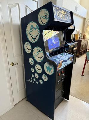 1982 Williams Bubbles Upright Arcade Machine Image