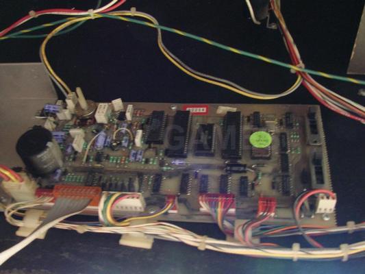 1984 MTG Fire Escape Upright Arcade Machine Image