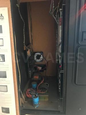 1985 Atari Road Runner Upright Video Machine Image
