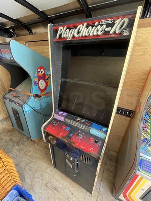 1986 Nintendo PlayChoice 10 Upright Arcade Machine
