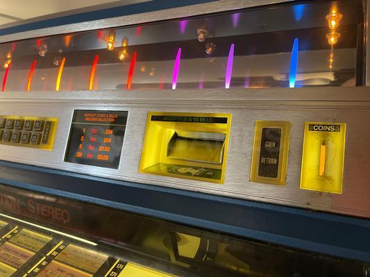 1986 Rowe-AMI R-90 JukeBox Image